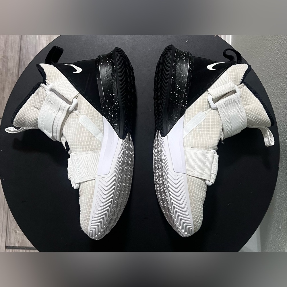 Nike Lebron Soldier XIII 13 SFG TB White Black  CN9809-113 Basketball Sneakers - Picture 10 of 14